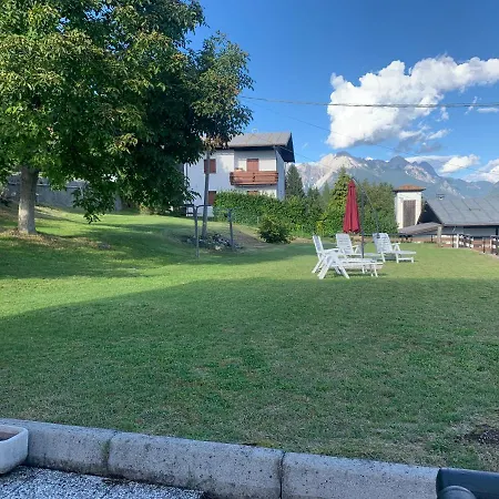 Mansarda La Soffitta Apartahotel Domegge di Cadore