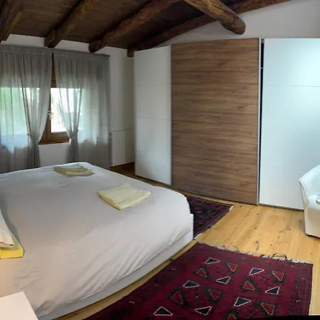 Mansarda La Soffitta 3* 도메게 디 카도레