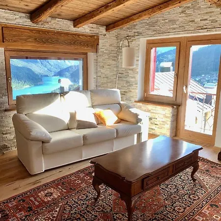 Apartahotel Mansarda La Soffitta Domegge di Cadore