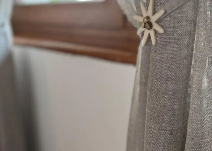 شقة فندقية Mansarda La Soffitta دوميج دي كادور
