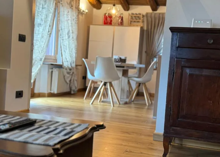 شقة فندقية Mansarda La Soffitta 3*