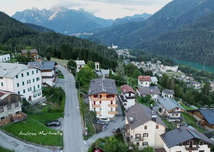 Mansarda La Soffitta Aparthotel Domegge di Cadore